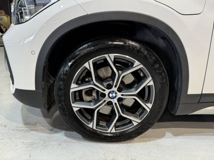 BMW X1 (2) xDrive25e xLine BVA6 Toit Ouvrant Blanc - 27