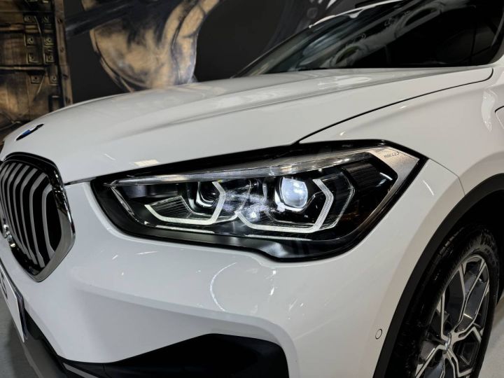 BMW X1 (2) xDrive25e xLine BVA6 Toit Ouvrant Blanc - 28