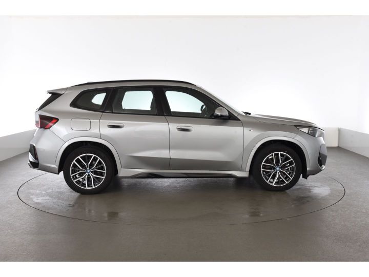 BMW X1 30e 326ch HYBRIDE M SPORT ATTELAGE AFFICHAGE TETE HAUTE PREMIERE MAIN GARANTIE BMW TVA RECUPERABLE ARGENT SIDERAL - 5