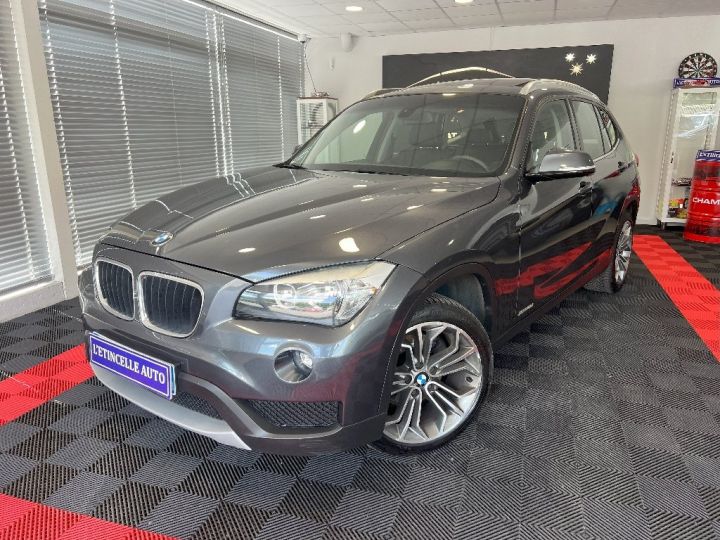 BMW X1 E84 LCI xDrive 18d 143 ch Lounge Plus Gris Foncé - 1