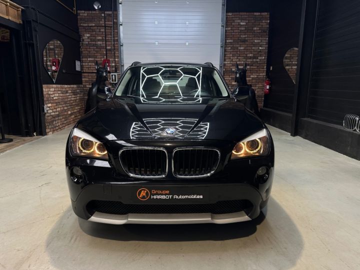 BMW X1 E84 sDrive 18i 150 ch Sport Design Noir - 2