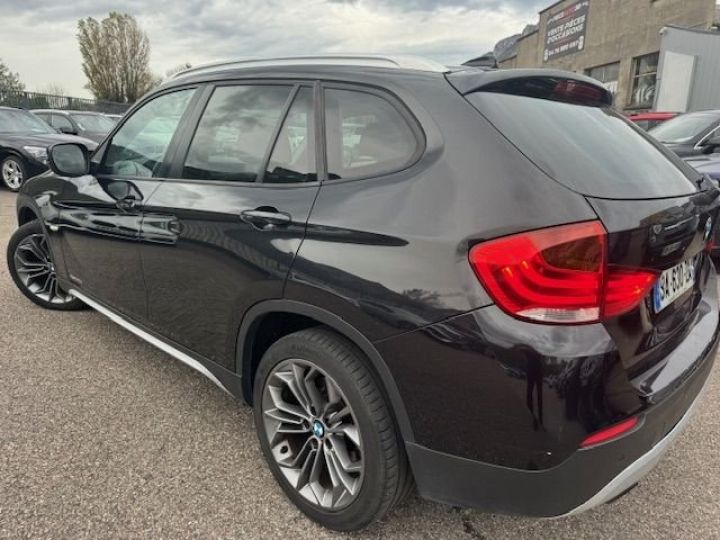 BMW X1 (E84) XDRIVE20DA 177CH M SPORT{2009/10 - 2012/07} Noir - 7