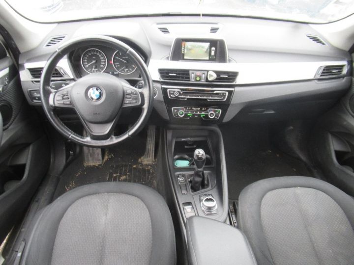 BMW X1 F48 sDrive 16d 116 ch Lounge Blanc - 7