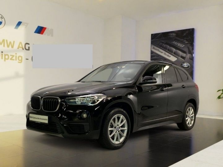 BMW X1 (F48) XDRIVE18D BUSINESS DESIGN BVA8 06/2019 noir métal - 4