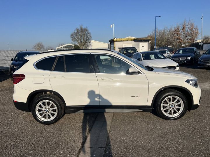 BMW X1 II (F48) sDrive 18d 2.0 150ch Lounge BV6 GPS Attelage BLANC - 8