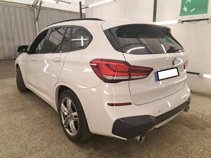 BMW X1 II (F48) xDrive20dA 190ch M Sport BLANC - 2