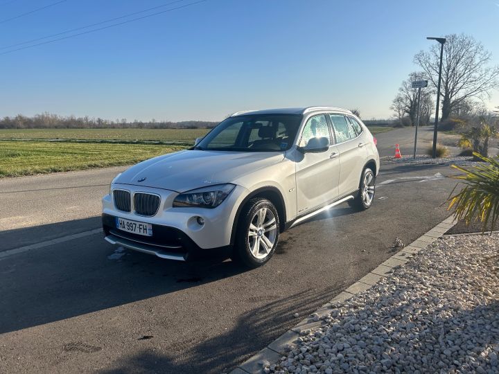 BMW X1 Luxe Blanc - 1