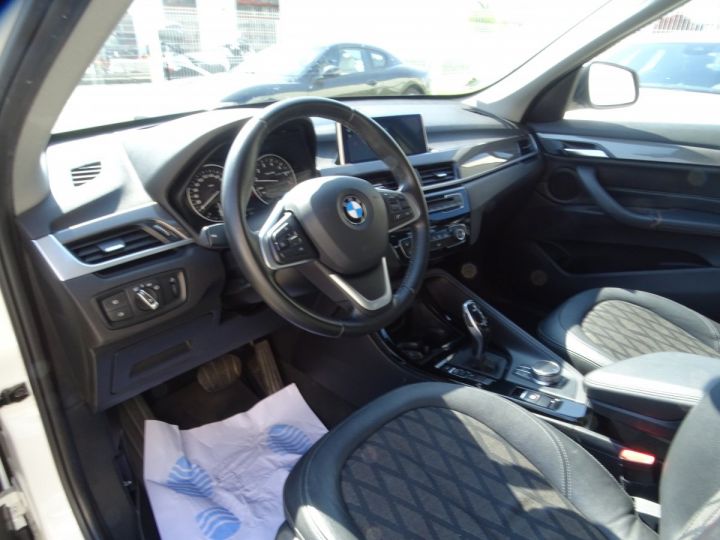 BMW X1 SDRIVE18I XLINE BVA6/ V.Français Jtes 18 Gps Pro Lecture tête haute blanc - 8
