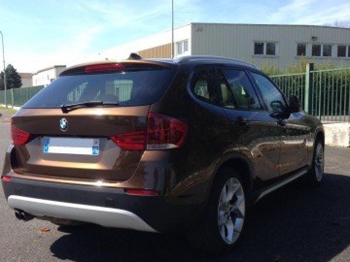 BMW X1 X-DRIVE2.8i bva8 xline     Essence MARRAKECH BROWN - 9