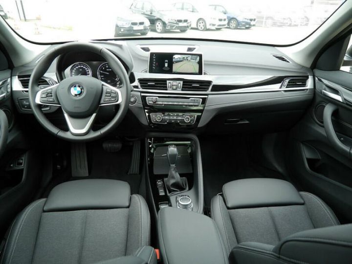 BMW X1 xDrive 25e 220 ch BVA6 M Sport  / 1er Main / Toit Panoramique / GPS / Garantie 12 mois  Noir métallisée  - 6