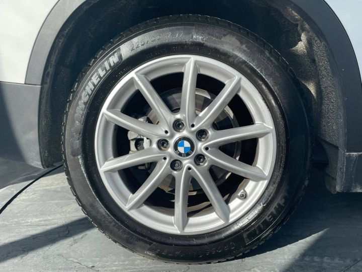 BMW X1 xDrive18d 150ch Lounge BLANC - 10