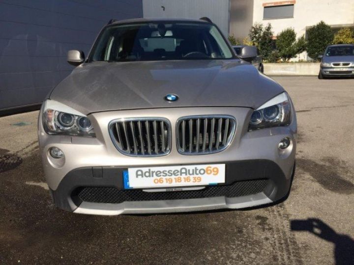 BMW X1 XDRIVE23Da CONFORT 204 cv     Diesel BEIGE METAL - 2