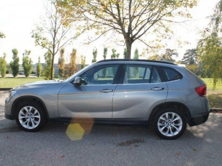 BMW X1 XDRIVE23DA LUXE 204CV     Diesel GRIS METAL - 7