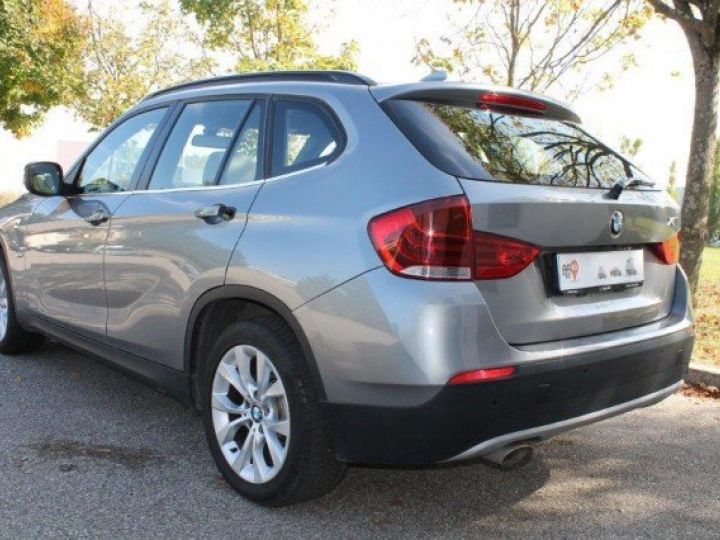 BMW X1 XDRIVE23DA LUXE 204CV     Diesel GRIS METAL - 21