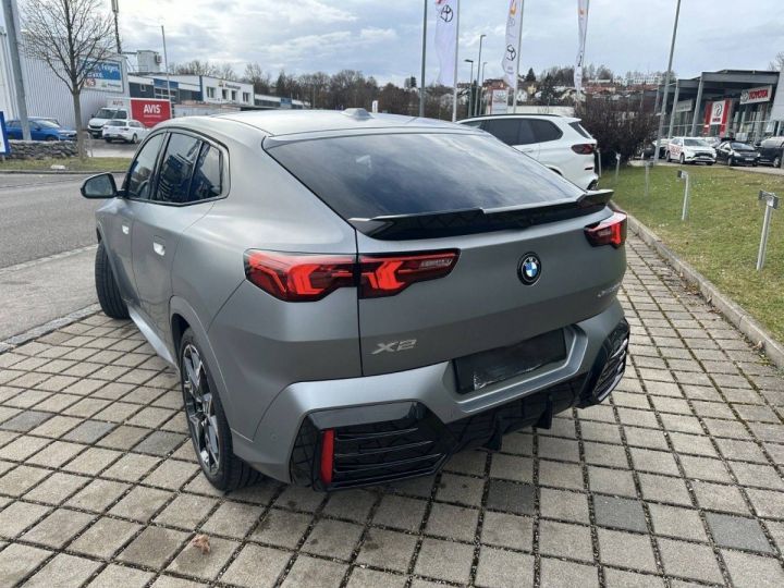 BMW X2 20d xDrive M Sport PANO,HARMAN,360 Gris Métallisé - 5