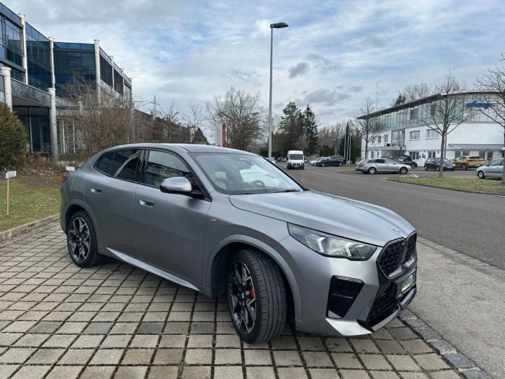 BMW X2 20d xDrive M Sport PANO,HARMAN,360 Gris Métallisé - 8