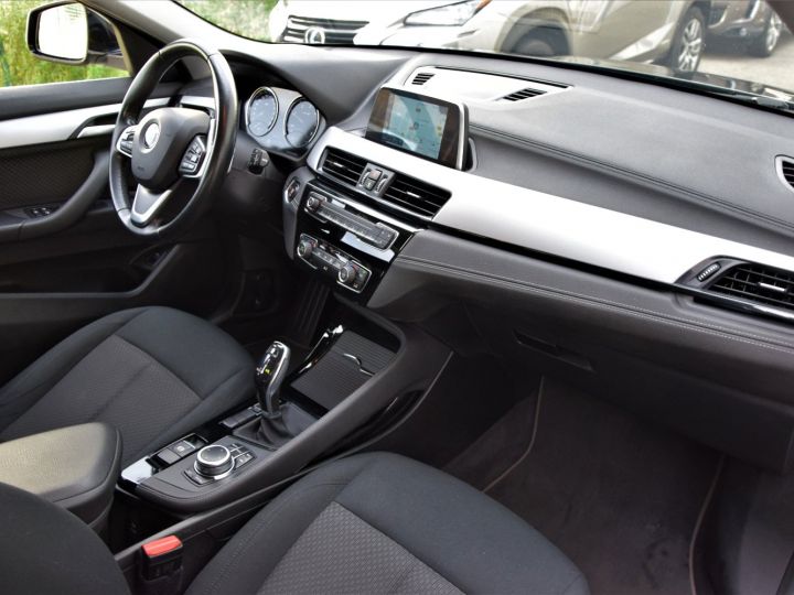 BMW X2 SDrive 18 D 150cv BUSINESS Noire - 9