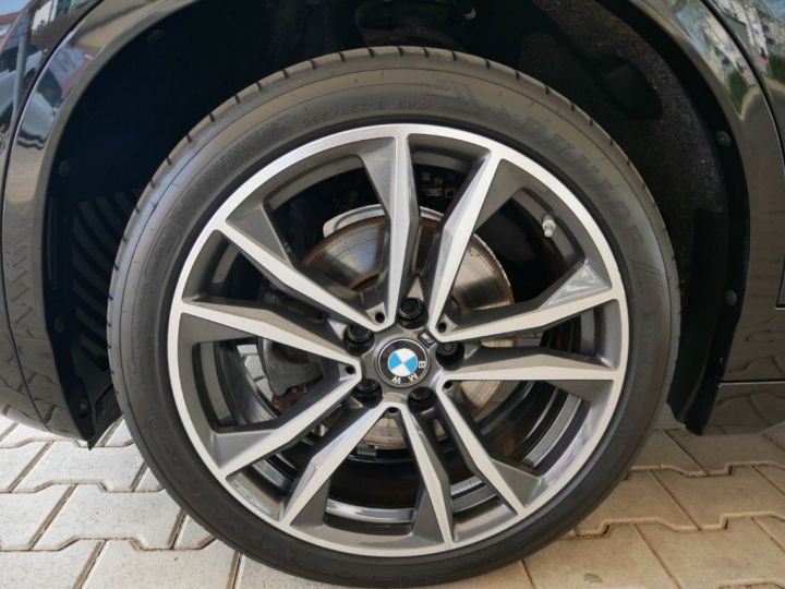 BMW X2 sDrive18d M-SPORT 150 Auto / 04/2019 Blanc métal  - 7