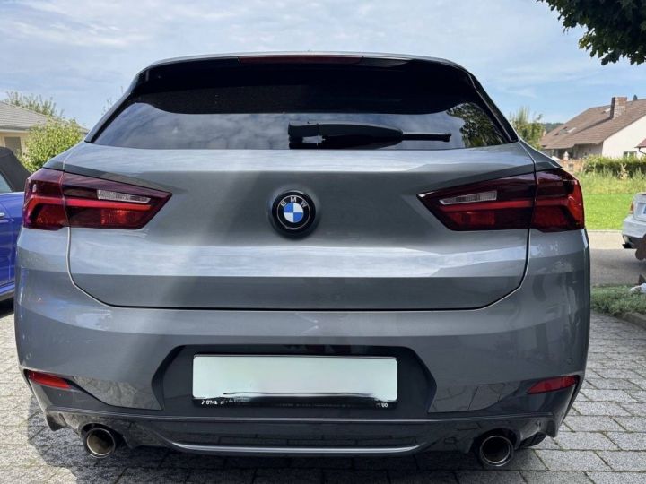 BMW X2 xDRIVE 20 D M-Sport *AAHK*PANO*LED*DAB*SHADOW Gris Métallisé - 5