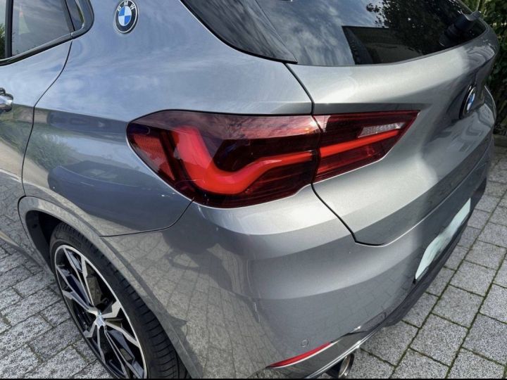 BMW X2 xDRIVE 20 D M-Sport *AAHK*PANO*LED*DAB*SHADOW Gris Métallisé - 19