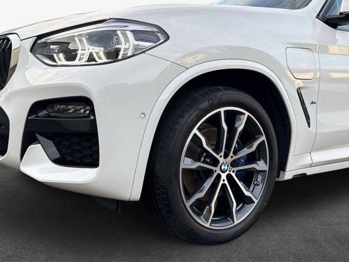 BMW X3 30e xDrive M Sport LED Toit Pano Attelage Blanc - 5