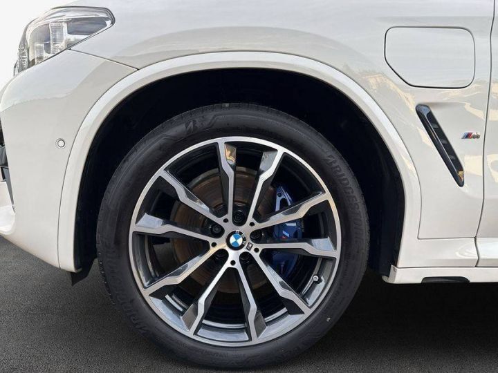 BMW X3 30e xDrive M Sport LED Toit Pano Attelage Blanc - 6