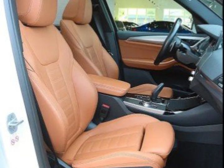BMW X3 M40i xDrive BVA8 – TOIT PANO – NAV – CAMERA – H&K – ATTELAGE – 1ère main - Garantie 12 mois Blanc - 8