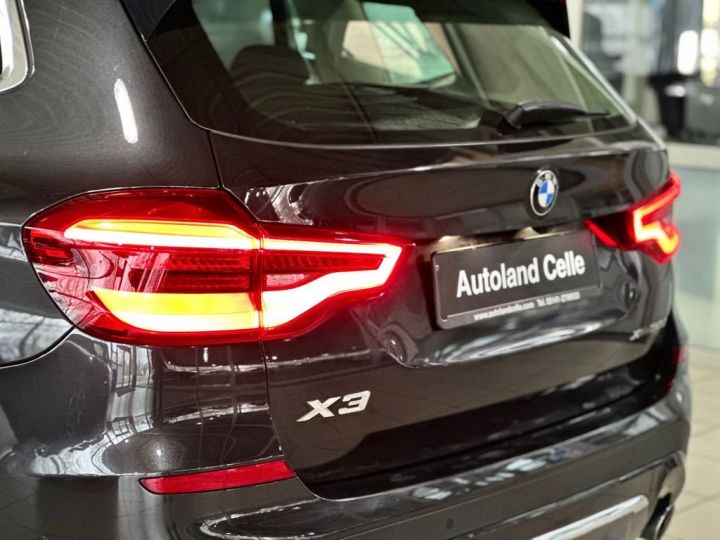 BMW X3 Xdrive 30d Luxury Line / TOIT PANO – CAMERA – HEAD UP – H&K – 1ère main – Garantie 12 mois Noir - 20