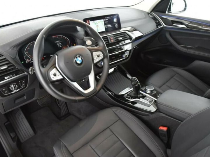 BMW X3 xDrive30d Luxury Noir - 4
