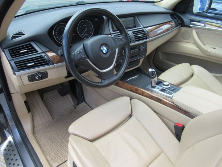 BMW X5 (E70) 7 PLACES 4.8IA 355CH LUXE Gris Fonce - 2