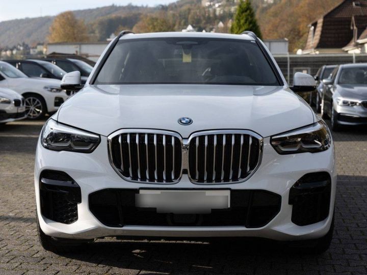 BMW X5 IV (G05) xDrive45eA 394ch M Sport 17cv BLANC - 3