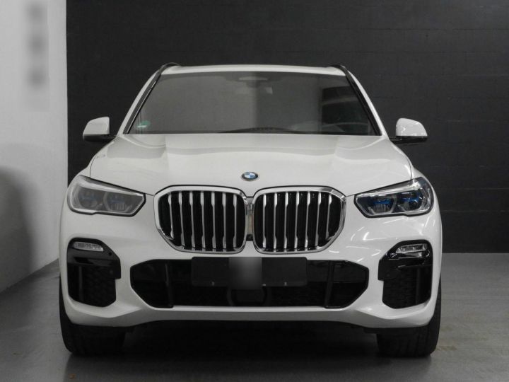 BMW X5 IV (G05) xDrive45eA 394ch M Sport 17cv BLANC - 3