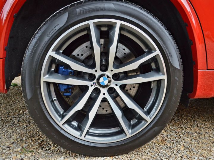 BMW X5 MAGNIFIQUE BMW X5 M F85 4.4 V8 575ch BVA8 1ERE MAIN SOFT-CLOSE TOIT PANO HUD HARMAN/KARDON FULL CUIR... SEULEMENT 54000 KMS TVA RECUP. SOIT 45825ke Rouge Melbourne - 9