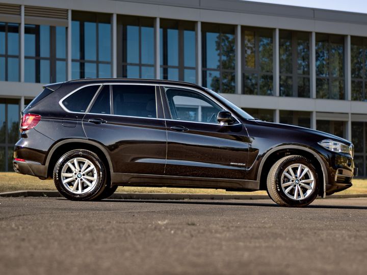 BMW X5 X5 25d S-Drive LOUNGE F15 2.0 L 231 Ch 7 Places FR Saphireschwarz Métallisé - 33