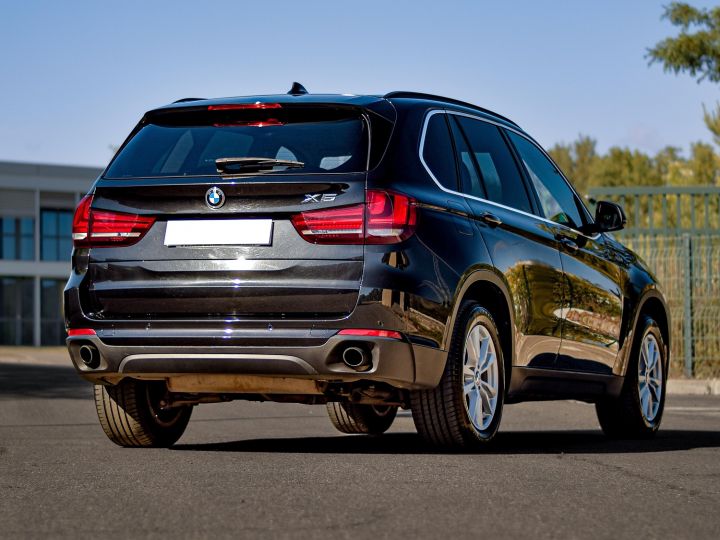 BMW X5 X5 25d S-Drive LOUNGE F15 2.0 L 231 Ch 7 Places FR Saphireschwarz Métallisé - 25