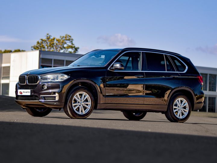 BMW X5 X5 25d S-Drive LOUNGE F15 2.0 L 231 Ch 7 Places FR Saphireschwarz Métallisé - 38