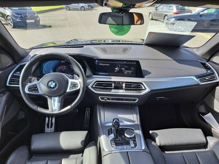 BMW X5 xDrive45e M Sportpaket Head Up AHK Pano Noir Metallisé - 11