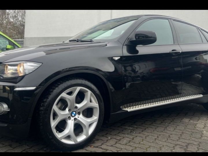 BMW X6 3.0 XDRIVE40DA 306 Individual, pack sport / toit ouvrant noir métal - 1