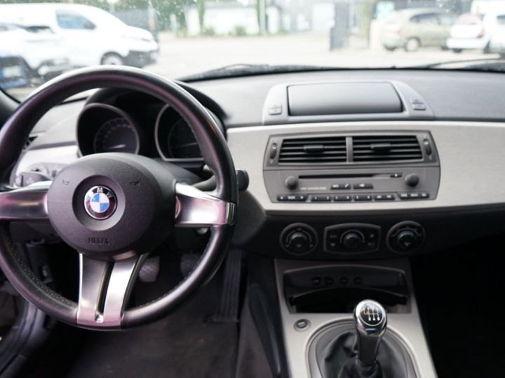 BMW Z4 3.0i 6 2P GRIS - 7