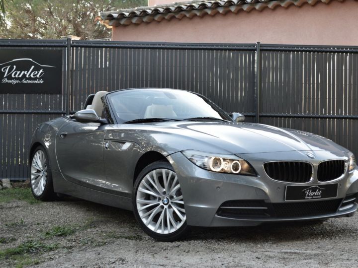 BMW Z4 BMW Z4 E89 SDRIVE 28I 2.0 TURBO 245ch BV6 OPTIONS ++ ENTRETIEN COMPLET BMW ETAT CONCOURS 1ERE MAIN Spacegrau - 1