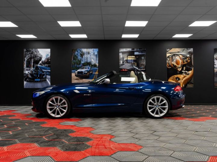 BMW Z4 II (E89) sDrive 23i Luxe BA BLEU FONCE - 9