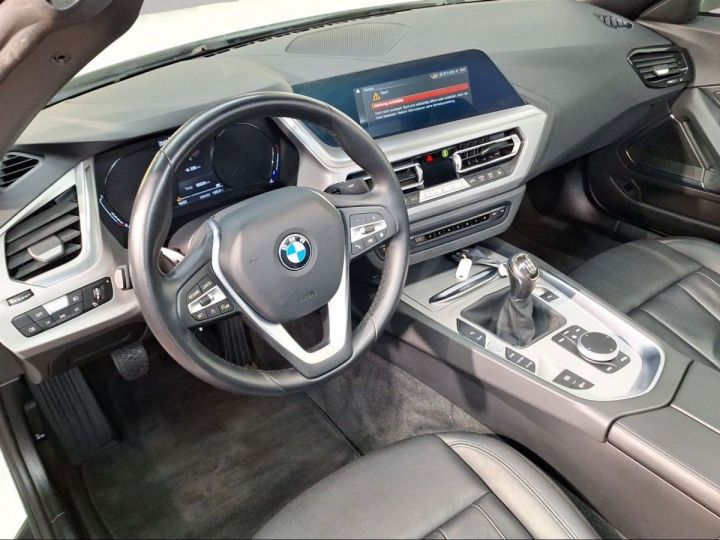 BMW Z4 sDrive20i 197 boite manuelle/ 02/2020 Blanc métal  - 4