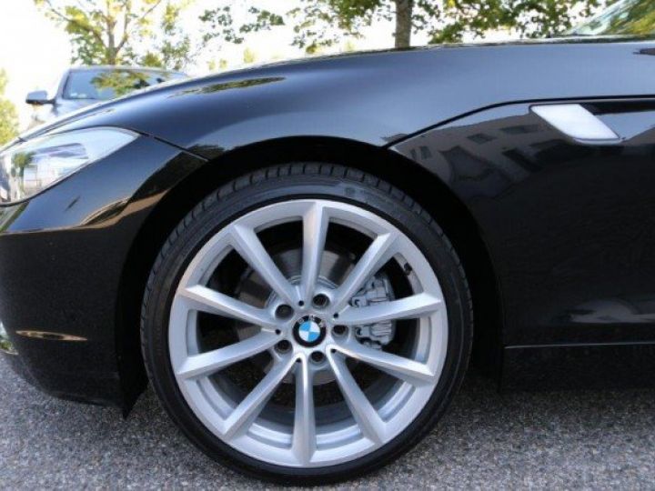 BMW Z4 SDRIVE23 i 204 AUTOMATIQUE LUXE     Essence NOIR - 6