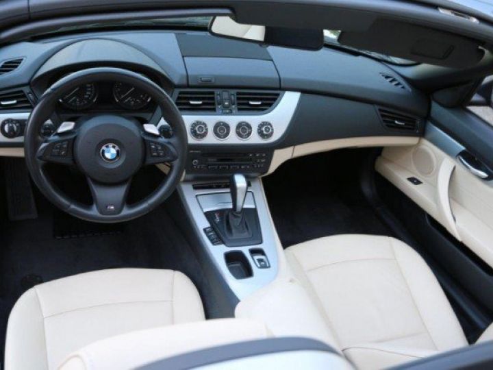 BMW Z4 SDRIVE23 i 204 AUTOMATIQUE LUXE     Essence NOIR - 12