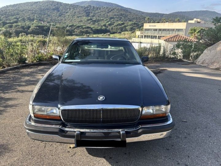 Buick PARK AVENUE Noir - 2