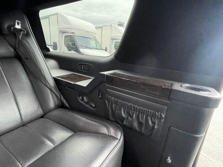 Cadillac Escalade Esv 6.2 425 Ch Platinium Limousine Noir - 27