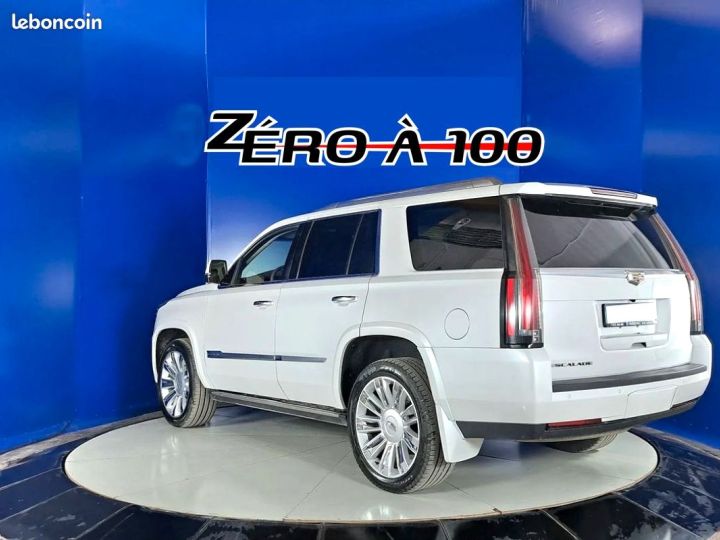 Cadillac Escalade V8 6.2 426 ch Platinium 1ère Main Blanc - 3