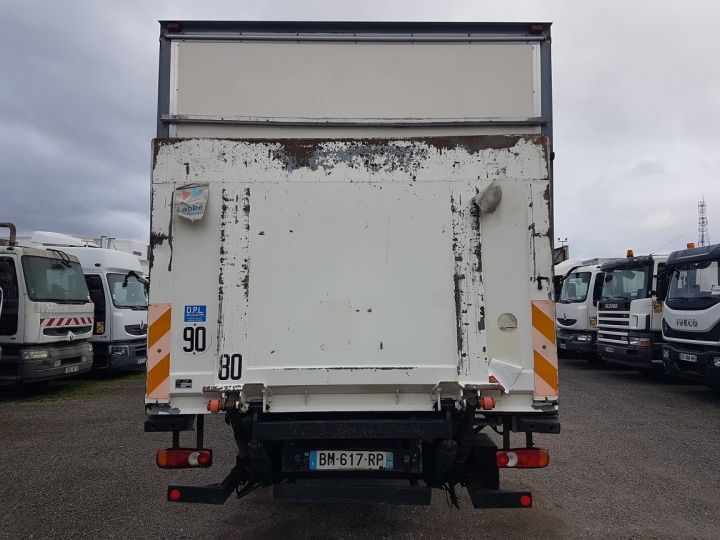 Camión Renault Midlum Caja cerrada + Plataforma elevadora 220dxi.14 FOURGON 7m50 BLANC - 6