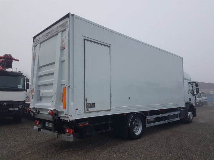 Camión Renault D Caja cerrada + Plataforma elevadora WIDE 16.280dti COMFORT - Hayon 3000 kg BLANC - 2