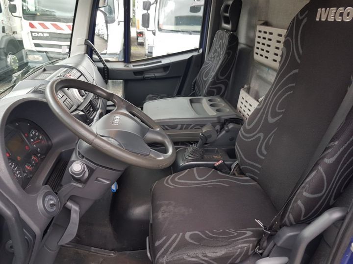 Camión Iveco EuroCargo Chasis cabina 75 E 19 euro 6 - Empattement court 3m33 / PTRA 16T50 / 3 places BLEU GEFCO - 14